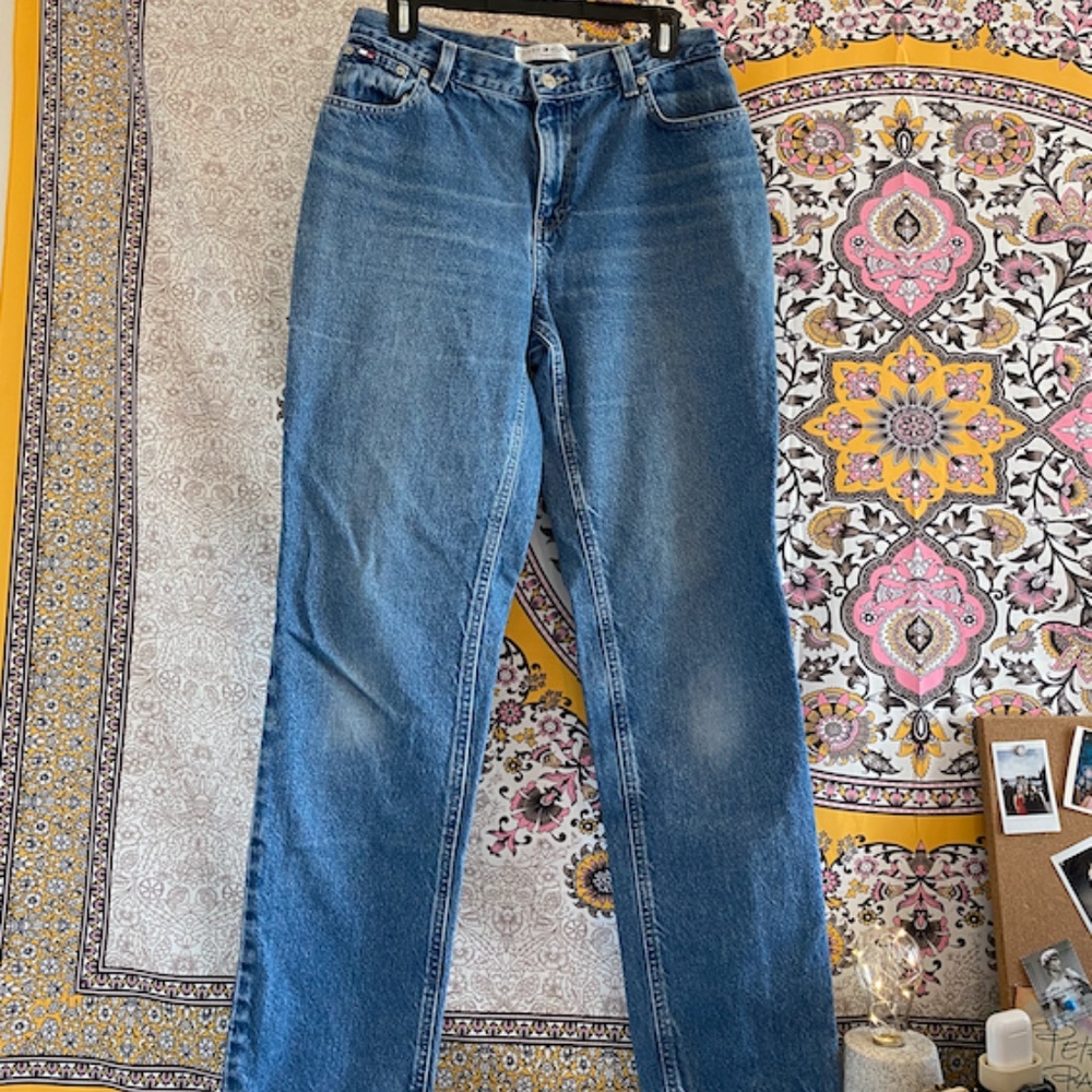 Vintage Tommy Hilfiger Jeans!